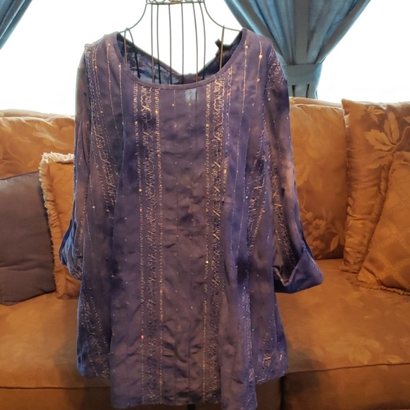 Top - Picture 4 of 6